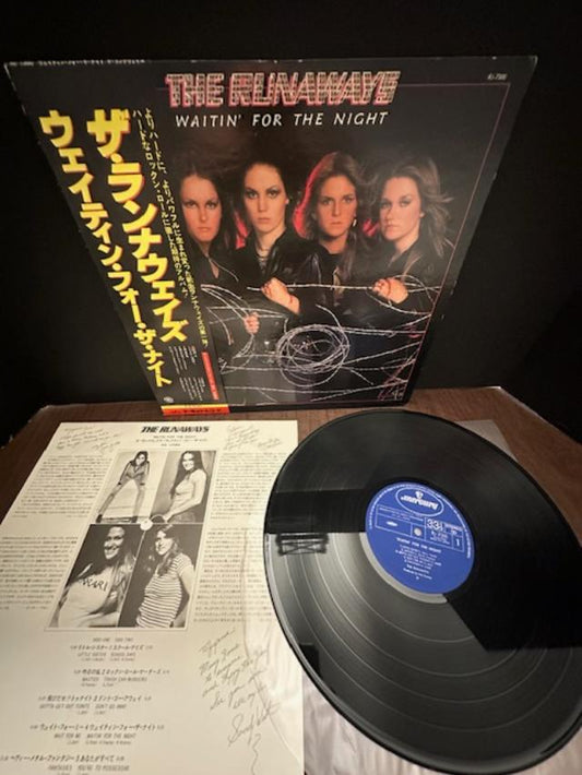 The Runaways - Waitin' For the Night