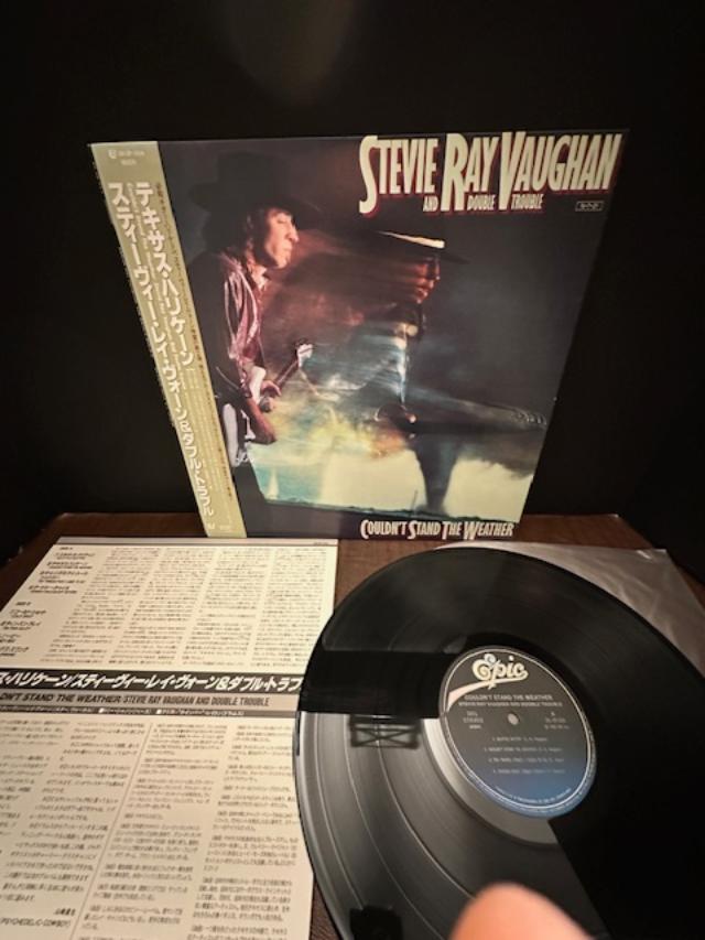 Stevie Ray Vaughan - Couldn't stand the weather